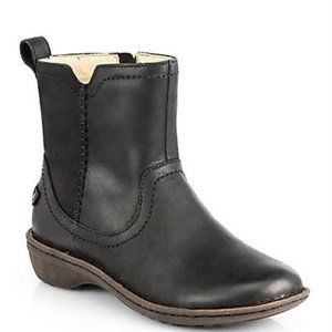 UGG Neevah Shearling Lined Leather Ankle Boot in Black